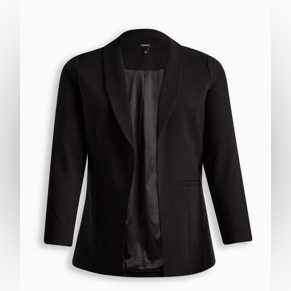 New Unworn Torrid - Black Blazer - Picture 3 of 9